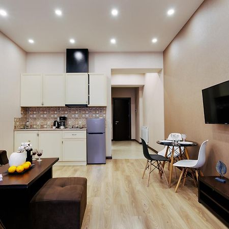 Residence North Avenue, Teryan 8. 14 2 Yerevan Bagian luar foto